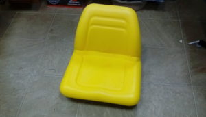 A&I TRACTOR SEAT MICHIGAN STYLE YELLOW (NEW)-image