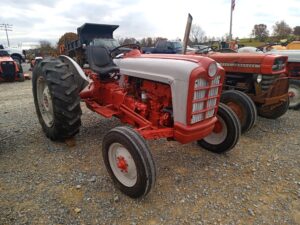 FORD 801 TRACTOR-image